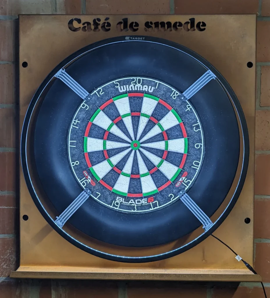 Backwall-darts-cortenstaal
